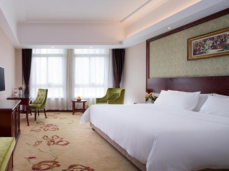 Vienna Hotel - Jinzhou Branch Guangzhou Exterior photo